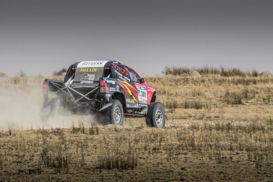 Toyota Hilux Evo Rally Dakar 2017 года  (фото 9 из 23)